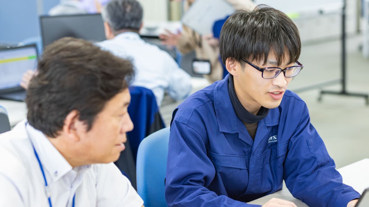 生産管理の仕事風景